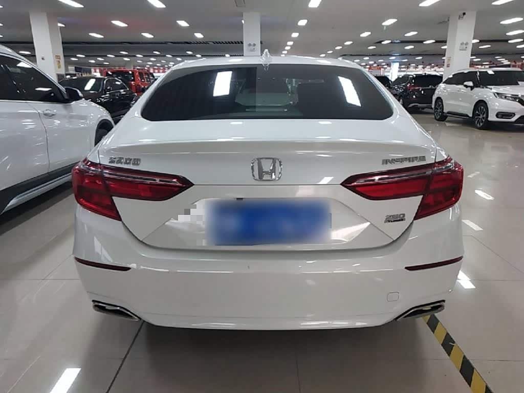 2018 Honda Inspire White, 30,400 km, China export – photo 6