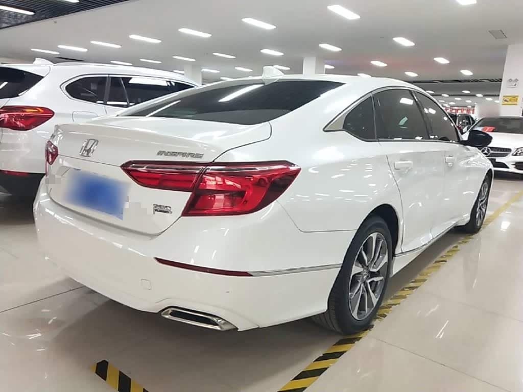 2018 Honda Inspire White, 30,400 km, China export – photo 7