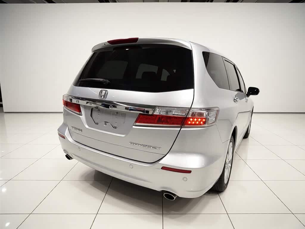 2013 Honda Odyssey 银灰色, 148,700 km, China export – photo 5