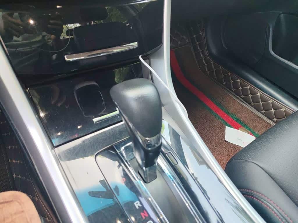 2016 Honda Accord Black, 67,000 km, China export – photo 7