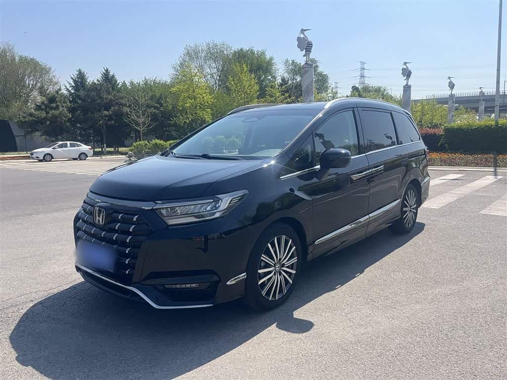 2023 Honda Elysion Black, 25,700 km, China export – photo 5