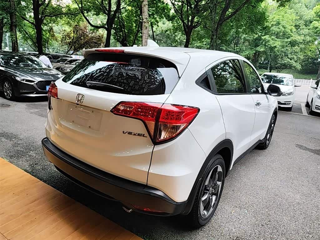2015 Honda Vezel White, 93,800 km, China export – photo 7