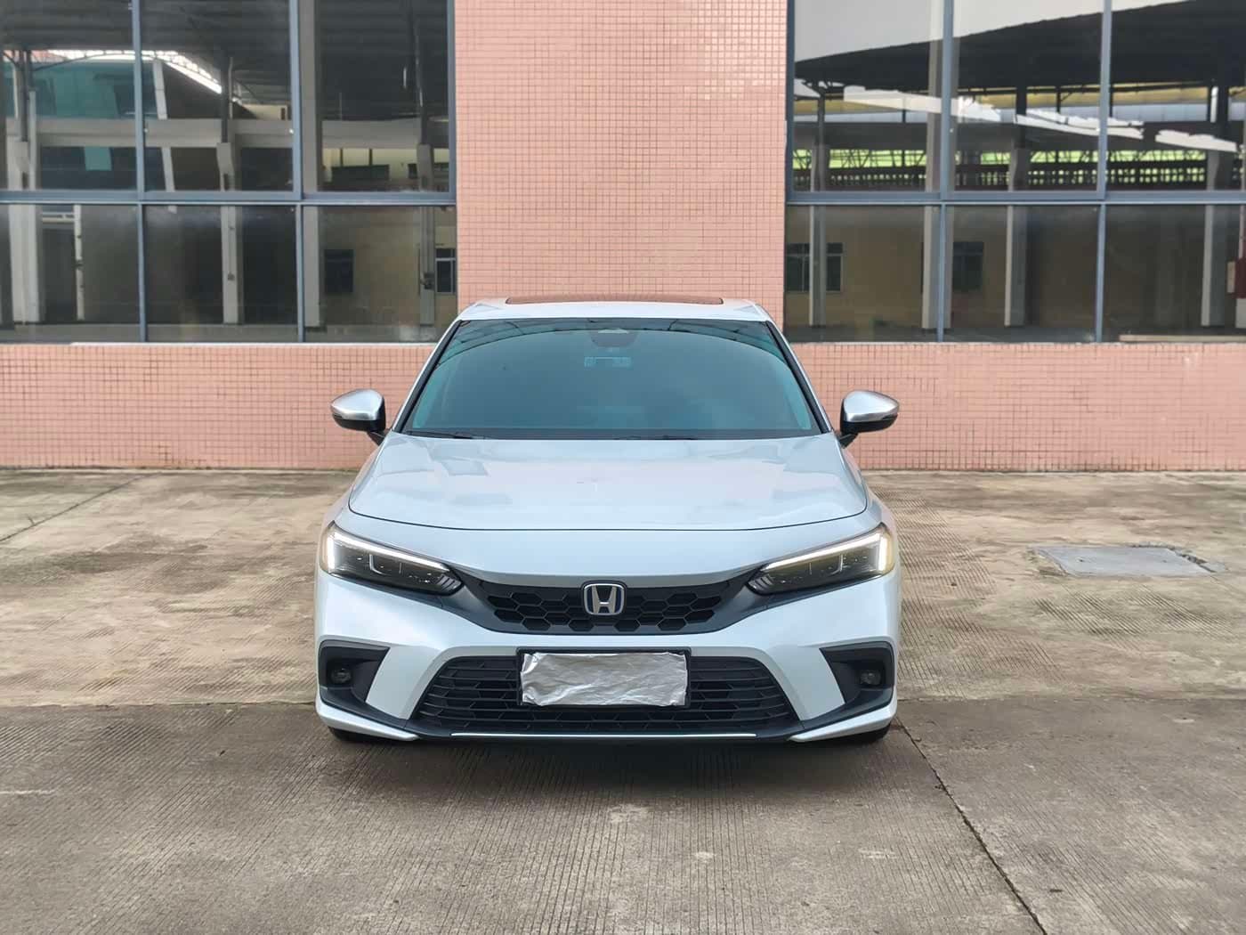 2022 Honda Civic White, 8,900 km, China export – photo 2