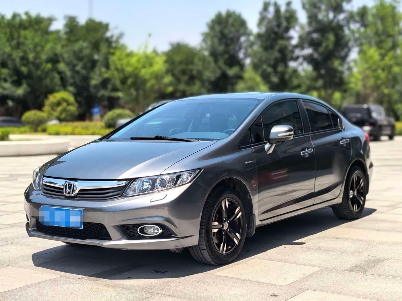 2013 Honda Civic 银灰色, 103,000 km, China export – photo 1
