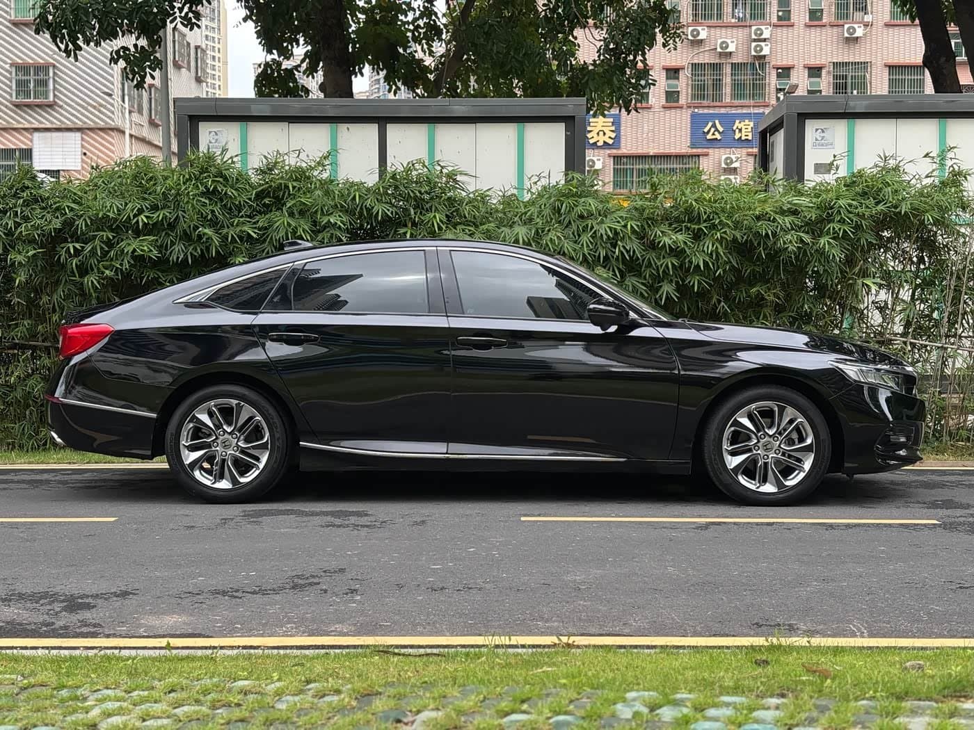 2018 Honda Accord Black, 110,000 km, China export – photo 4