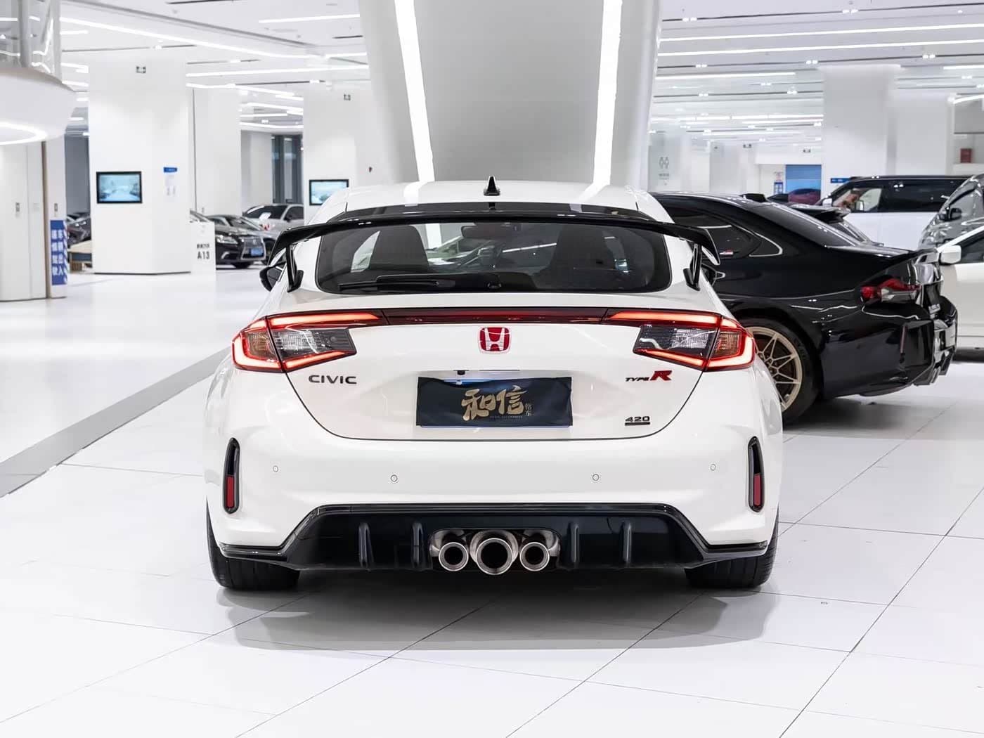 2022 Honda Civic White, 31,000 km, China export – photo 6