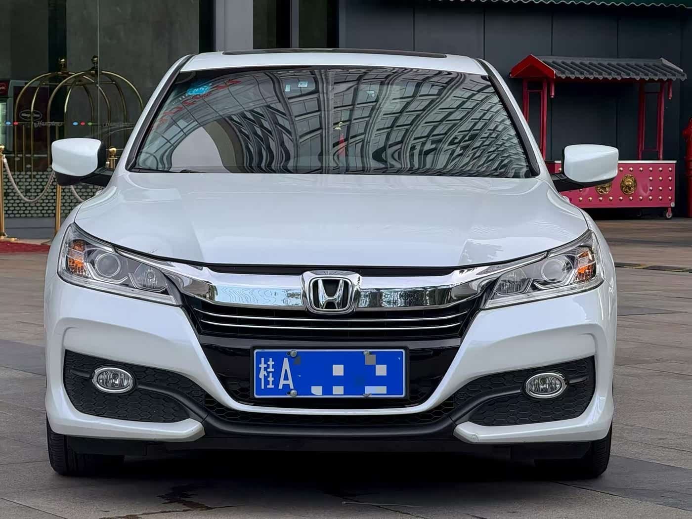 2016 Honda Accord White, 98,000 km, China export – photo 2