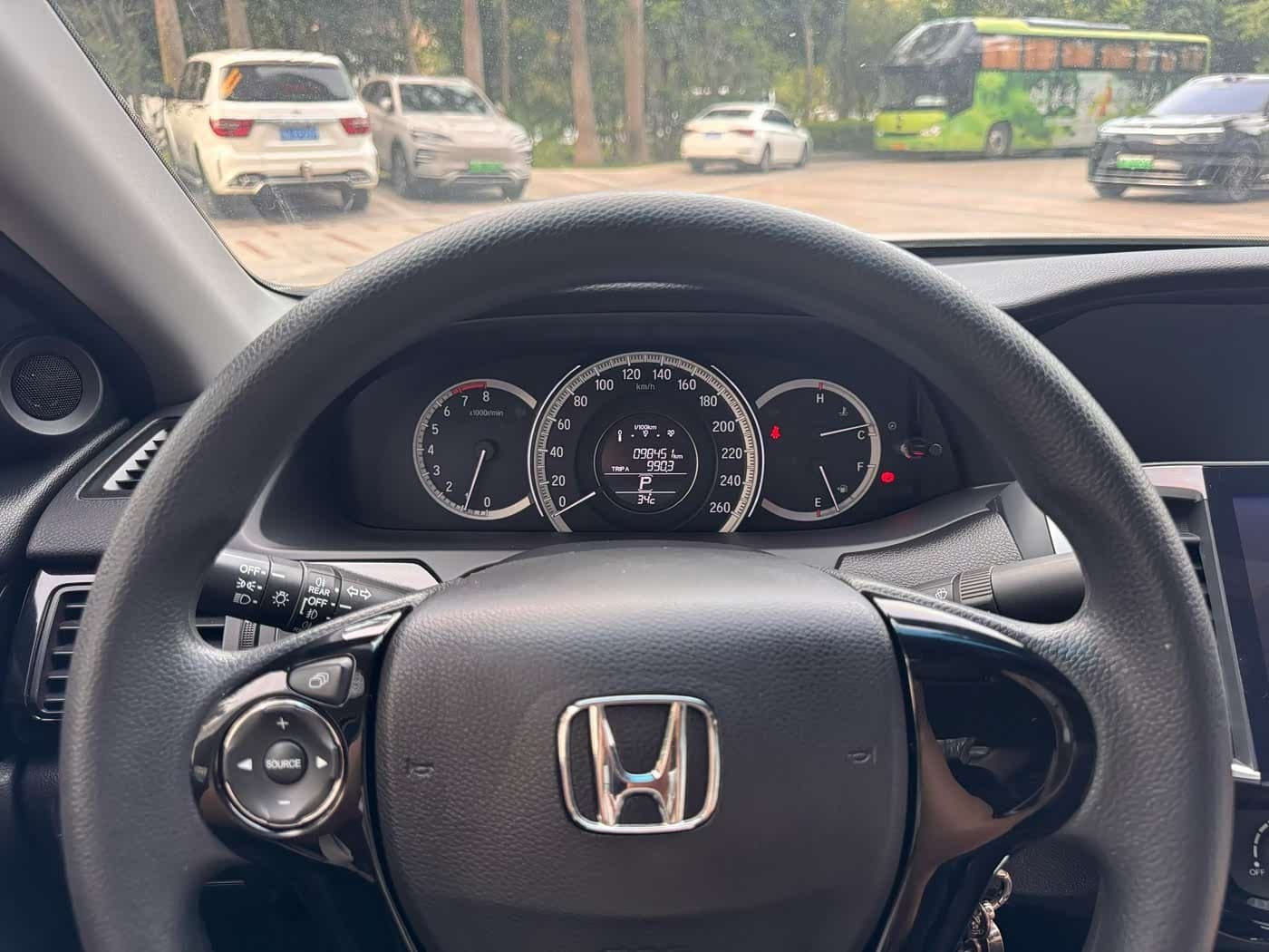 2016 Honda Accord White, 98,000 km, China export – photo 7