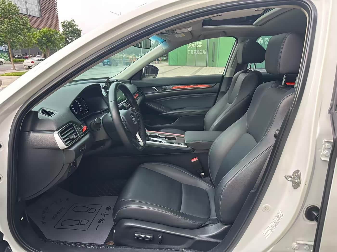 2019 Honda Accord White, 79,000 km, China export – photo 5
