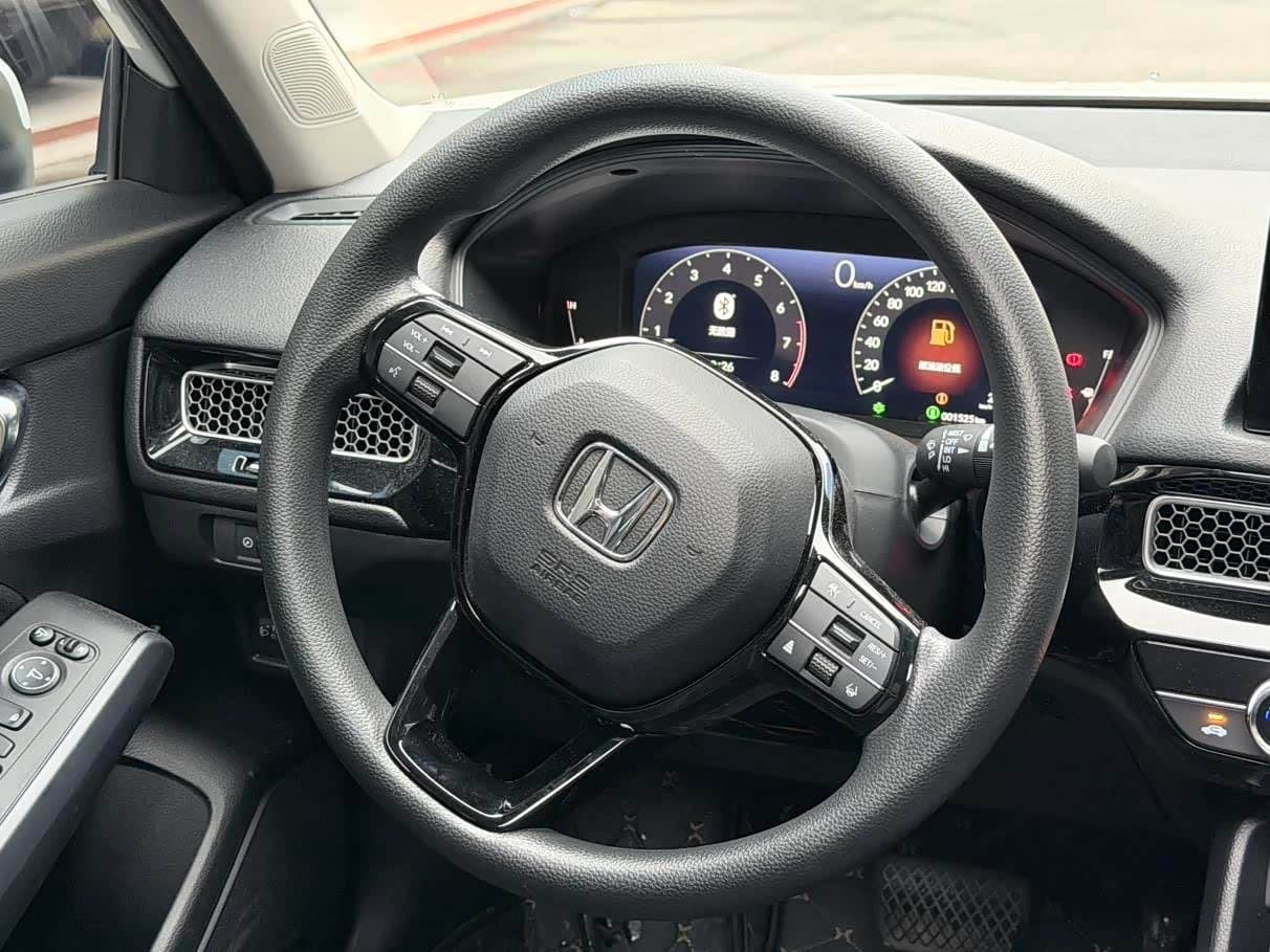 2025 Honda Civic White, 2,000 km, China export – photo 6