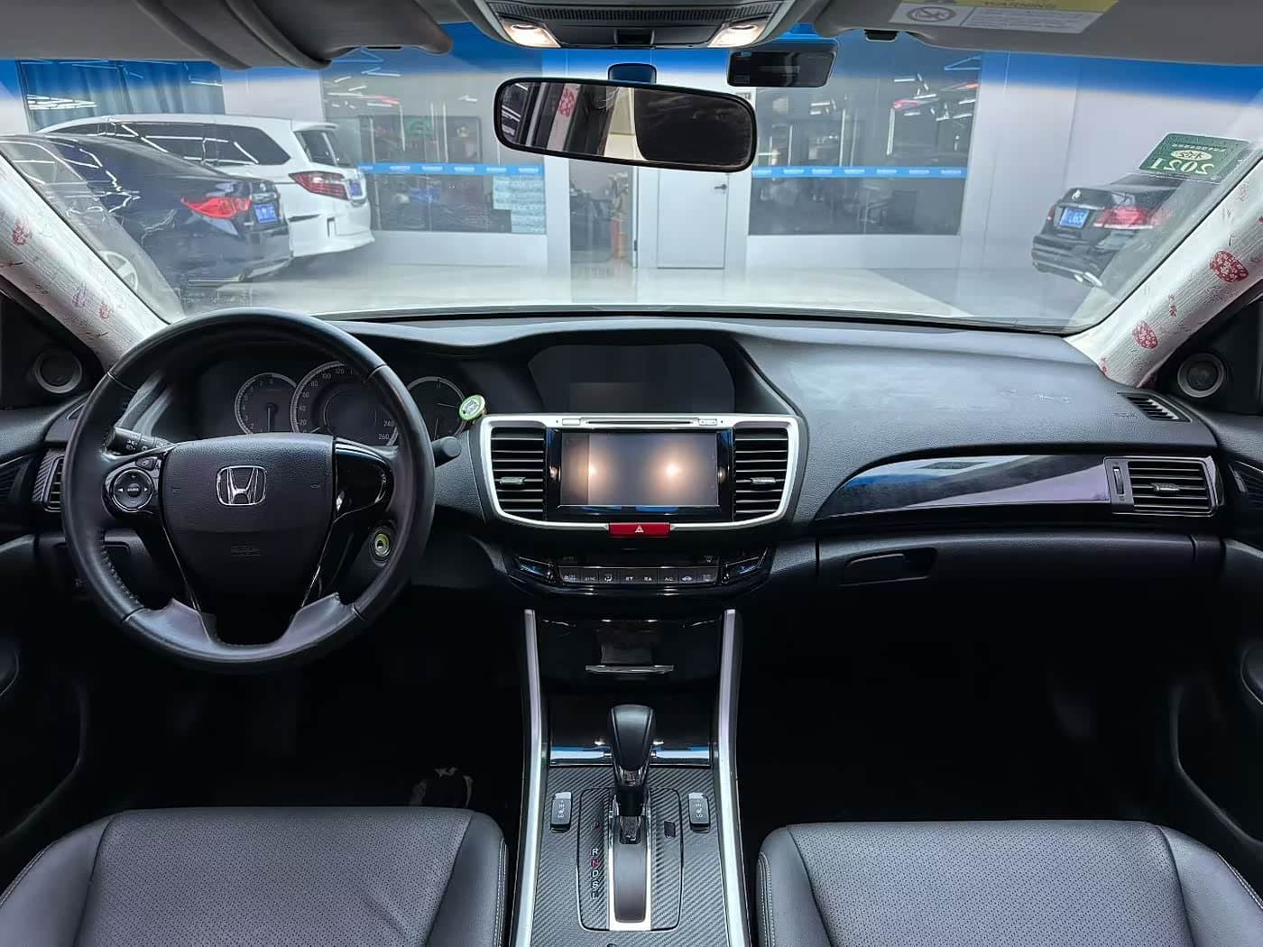 2016 Honda Accord White, 59,000 km, China export – photo 5