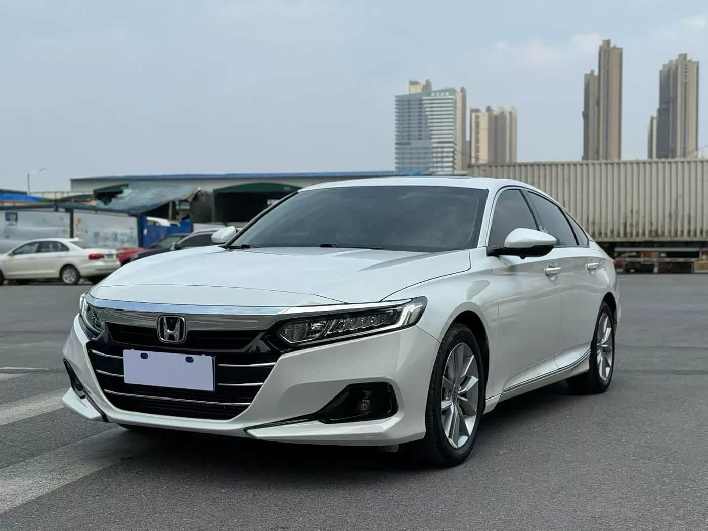 2021 Honda Accord White, 50,000 km, China export – photo 1
