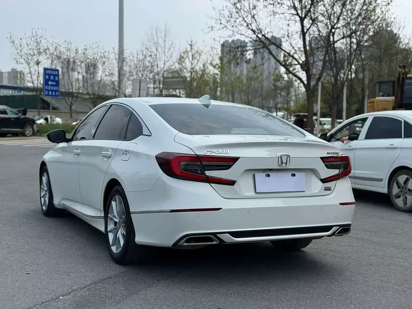 2021 Honda Accord White, 50,000 km, China export – photo 4