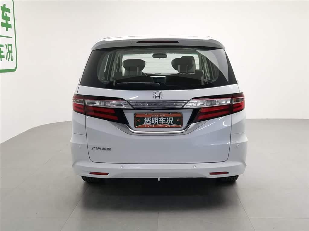 2017 Honda Odyssey White, 132,300 km, China export – photo 4