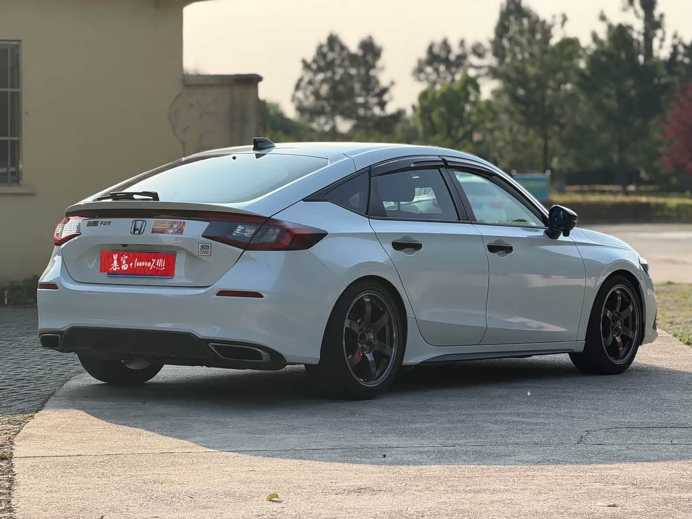 2022 Honda Civic White, 60,000 km, China export – photo 4