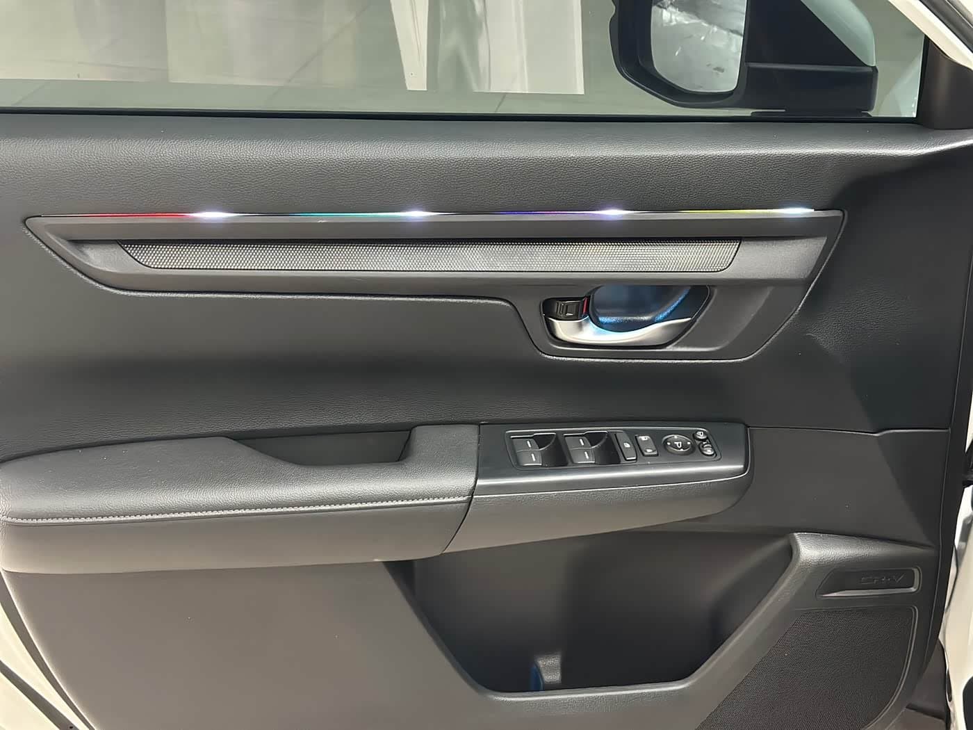 2025 Honda CR-V White, 27,000 km, China export – photo 5