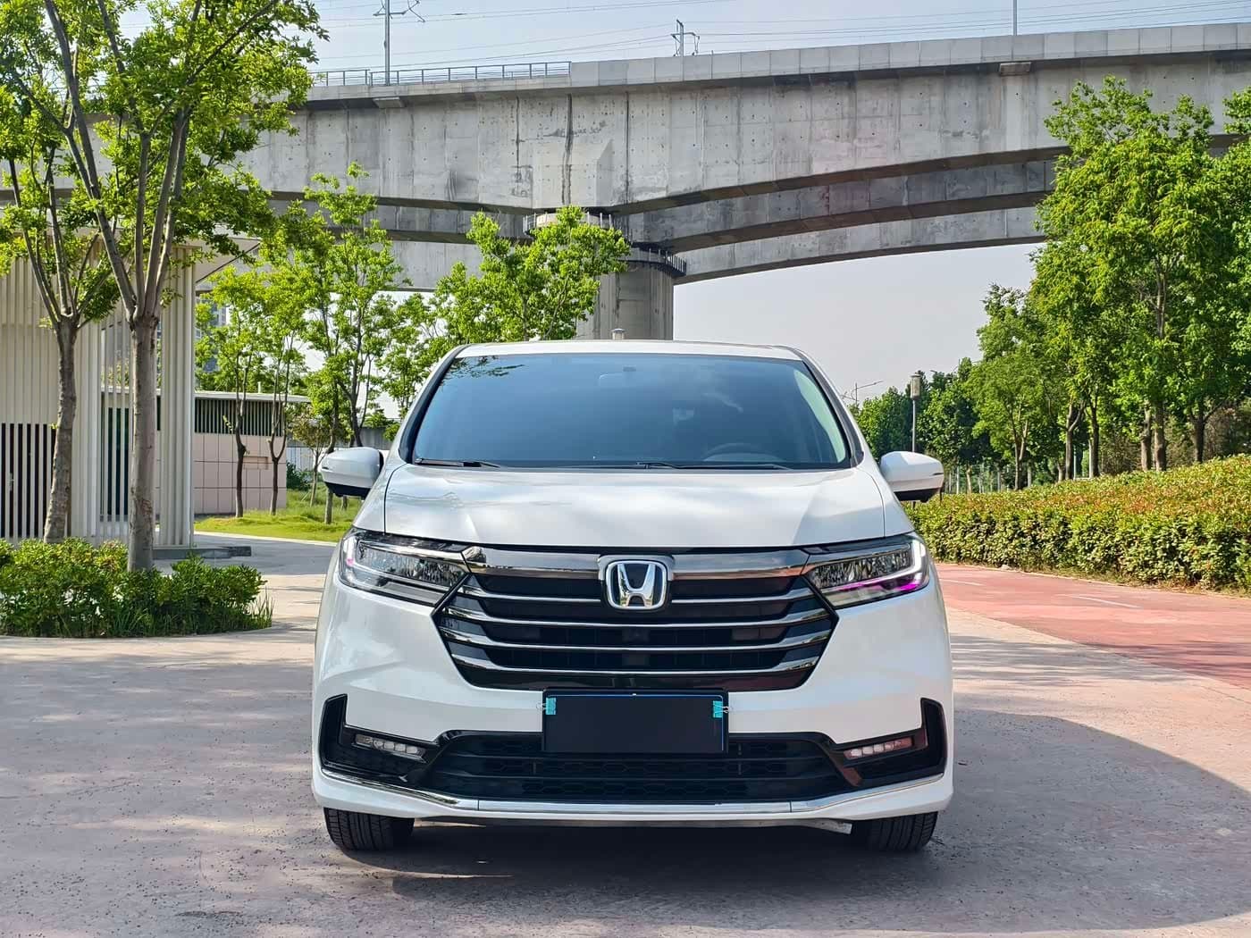 2023 Honda Odyssey White, 28,000 km, China export – photo 2