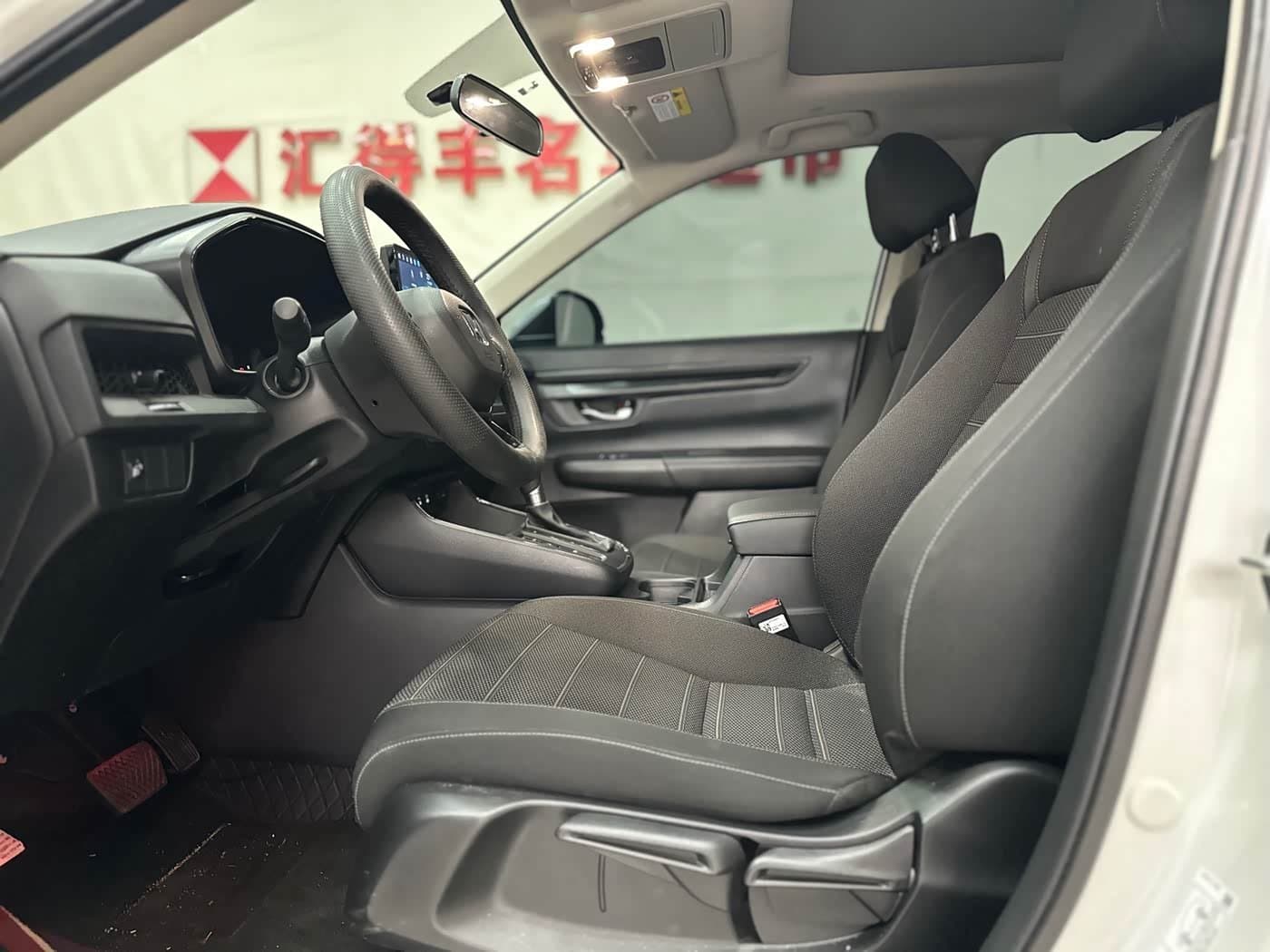 2025 Honda CR-V White, 27,000 km, China export – photo 7
