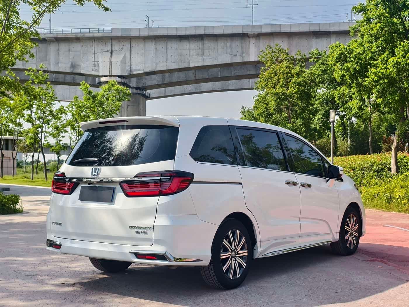 2023 Honda Odyssey White, 28,000 km, China export – photo 6