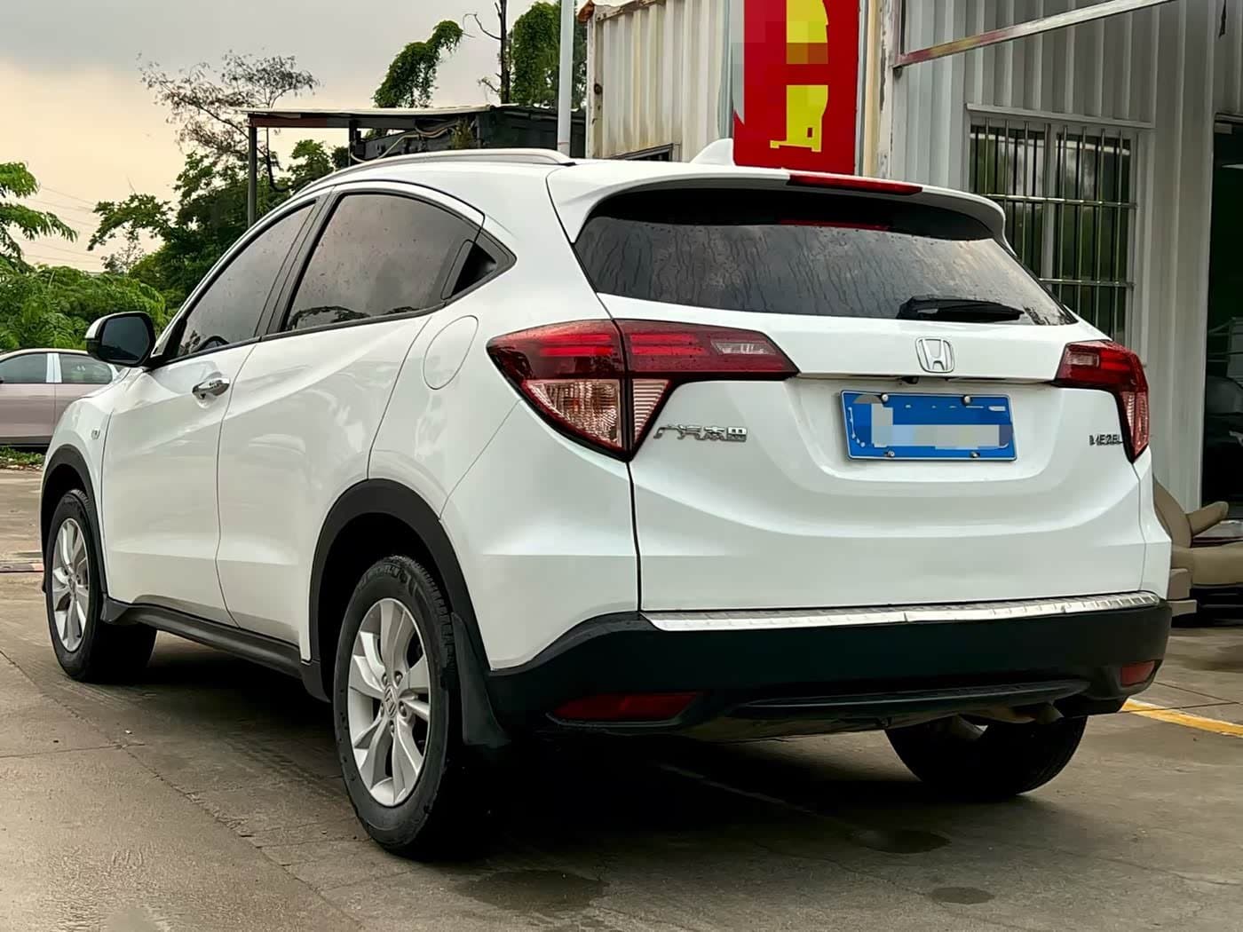 2017 Honda Vezel White, 100,000 km, China export – photo 7