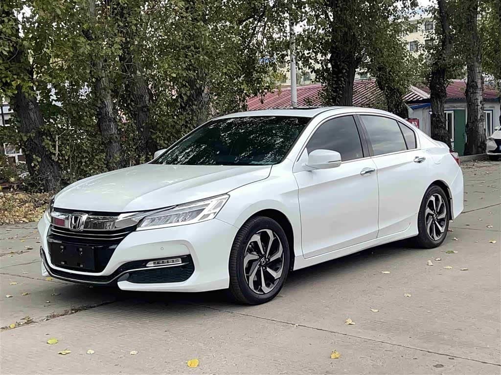 2016 Honda Accord White, 100,000 km, China export – photo 3