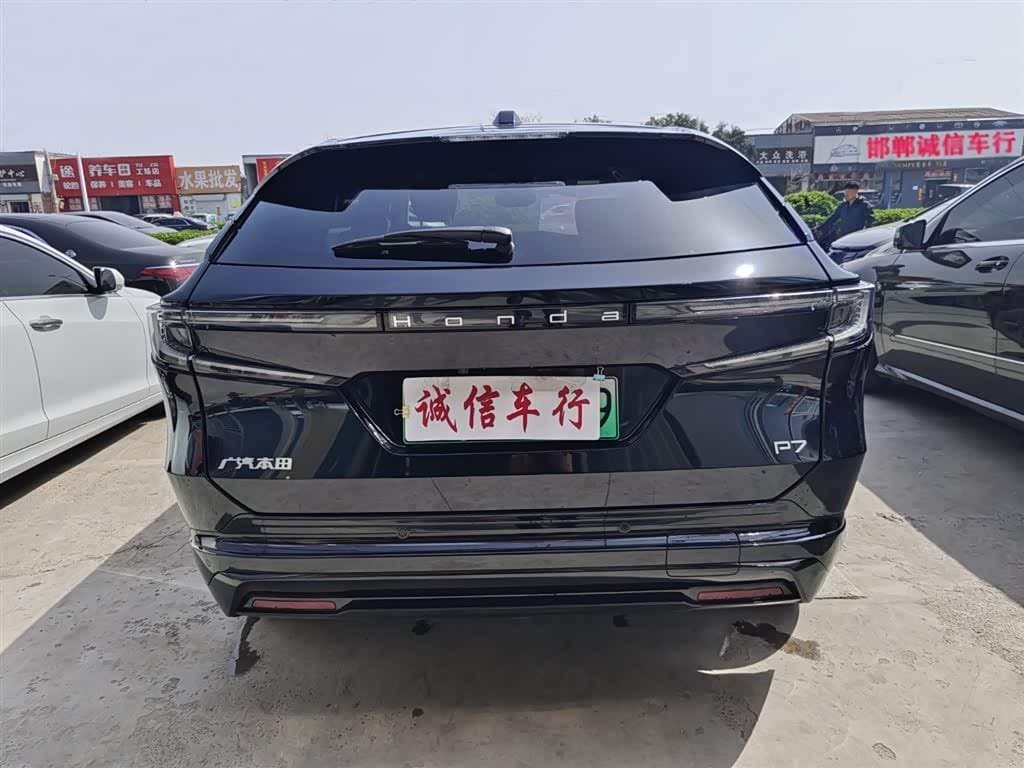 2025 Honda GAC Honda P7 Black, 3,000 km, China export – photo 5