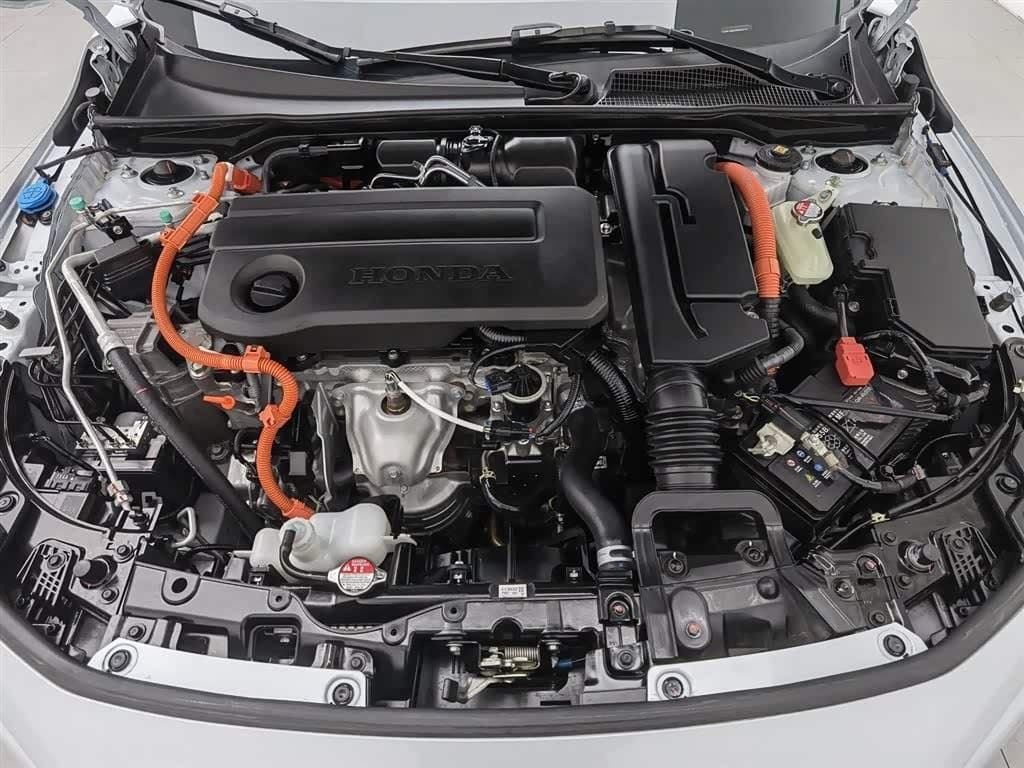 2022 Honda Civic White, 32,200 km, China export – photo 6