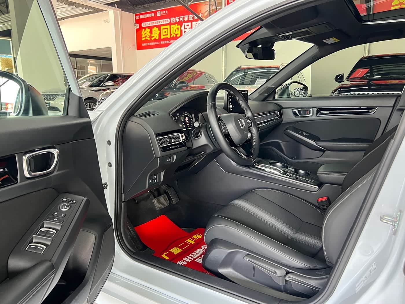 2025 Honda Civic White, 22,000 km, China export – photo 7