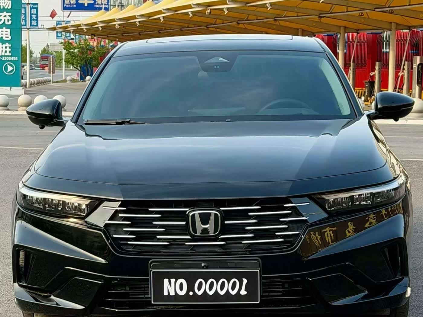 2025 Honda Accord Black, 800 km, China export – photo 2