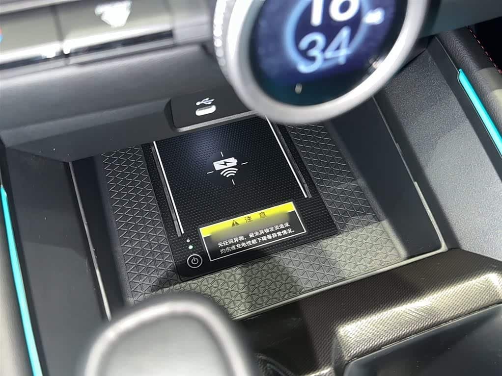 2023 Honda Accord 银灰色, 6,800 km, China export – photo 5