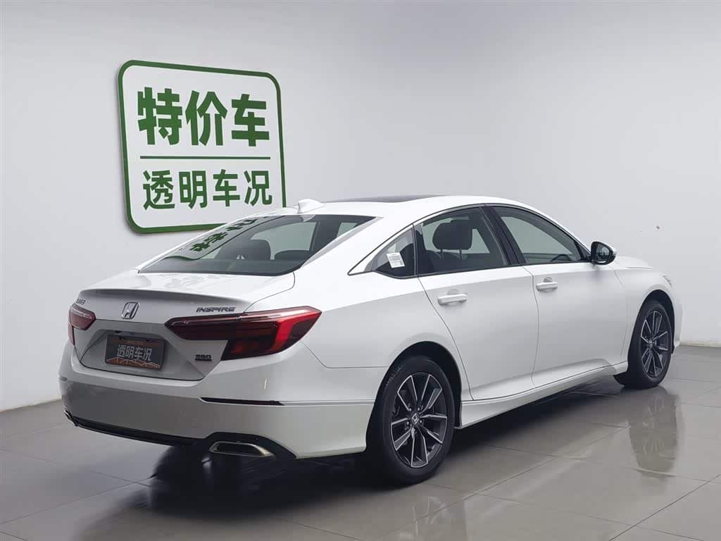 2021 Honda Inspire White, 25,200 km, China export – photo 2