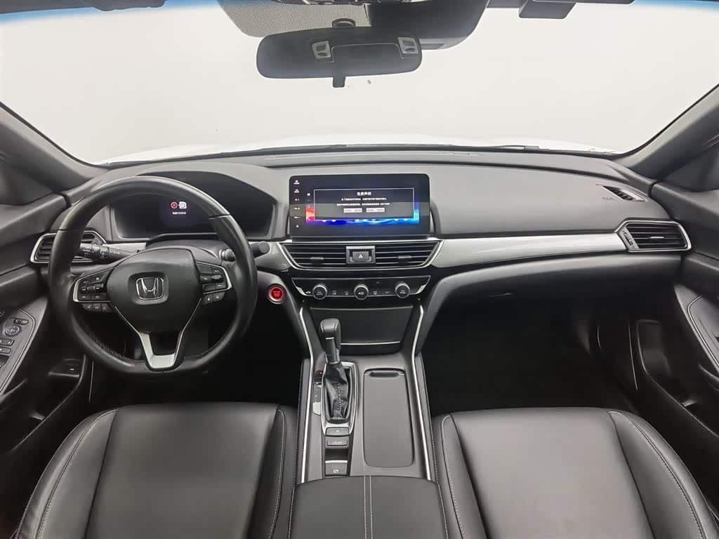 2021 Honda Inspire White, 25,200 km, China export – photo 5