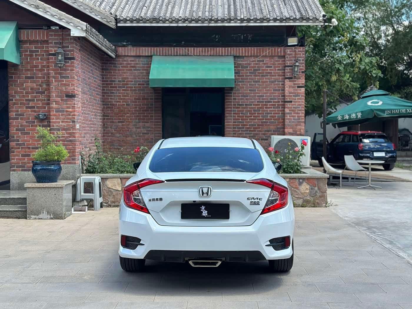 2019 Honda Civic White, 57,000 km, China export – photo 5