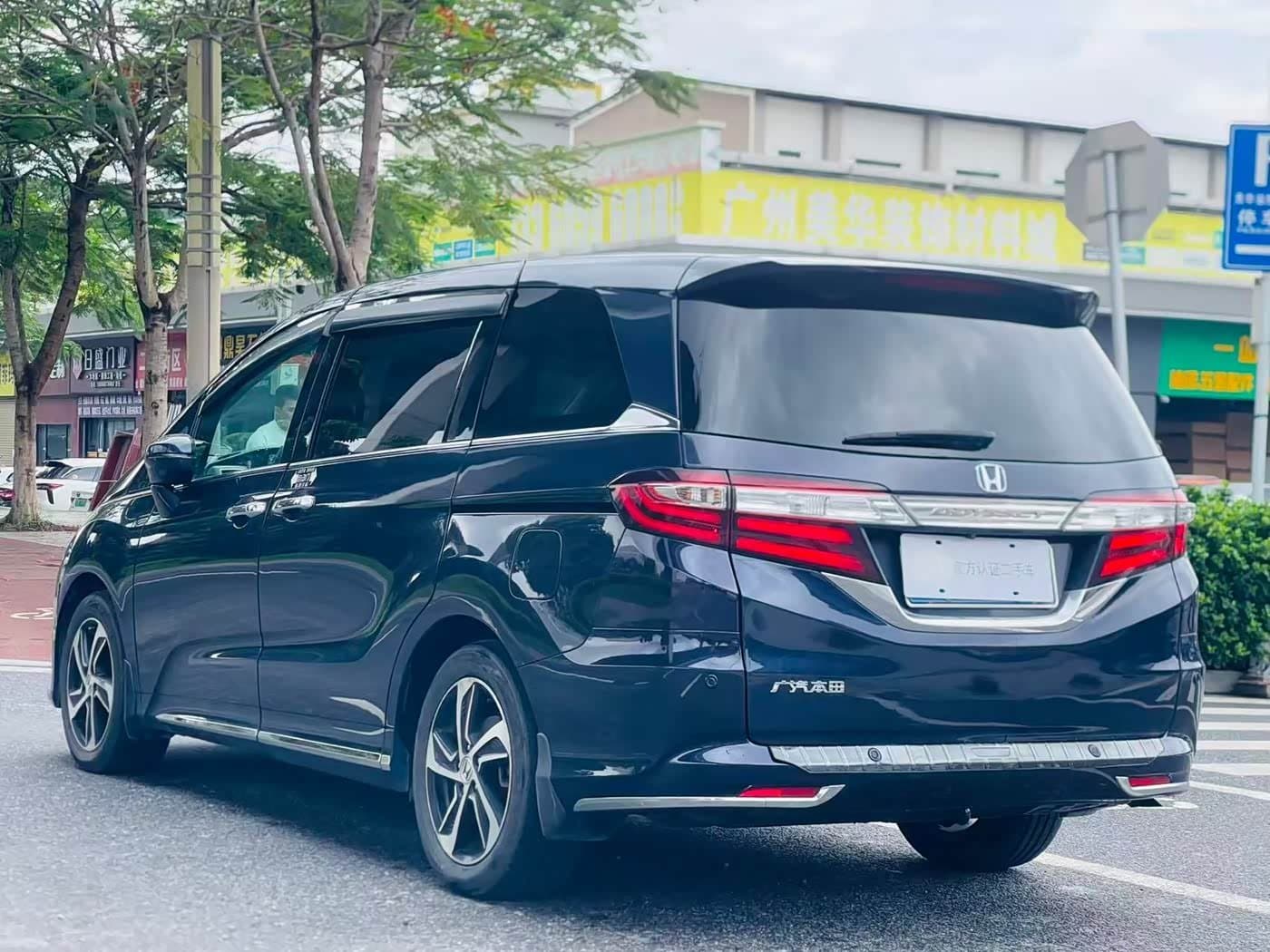 2014 Honda Odyssey Red, 120,000 km, China export – photo 6
