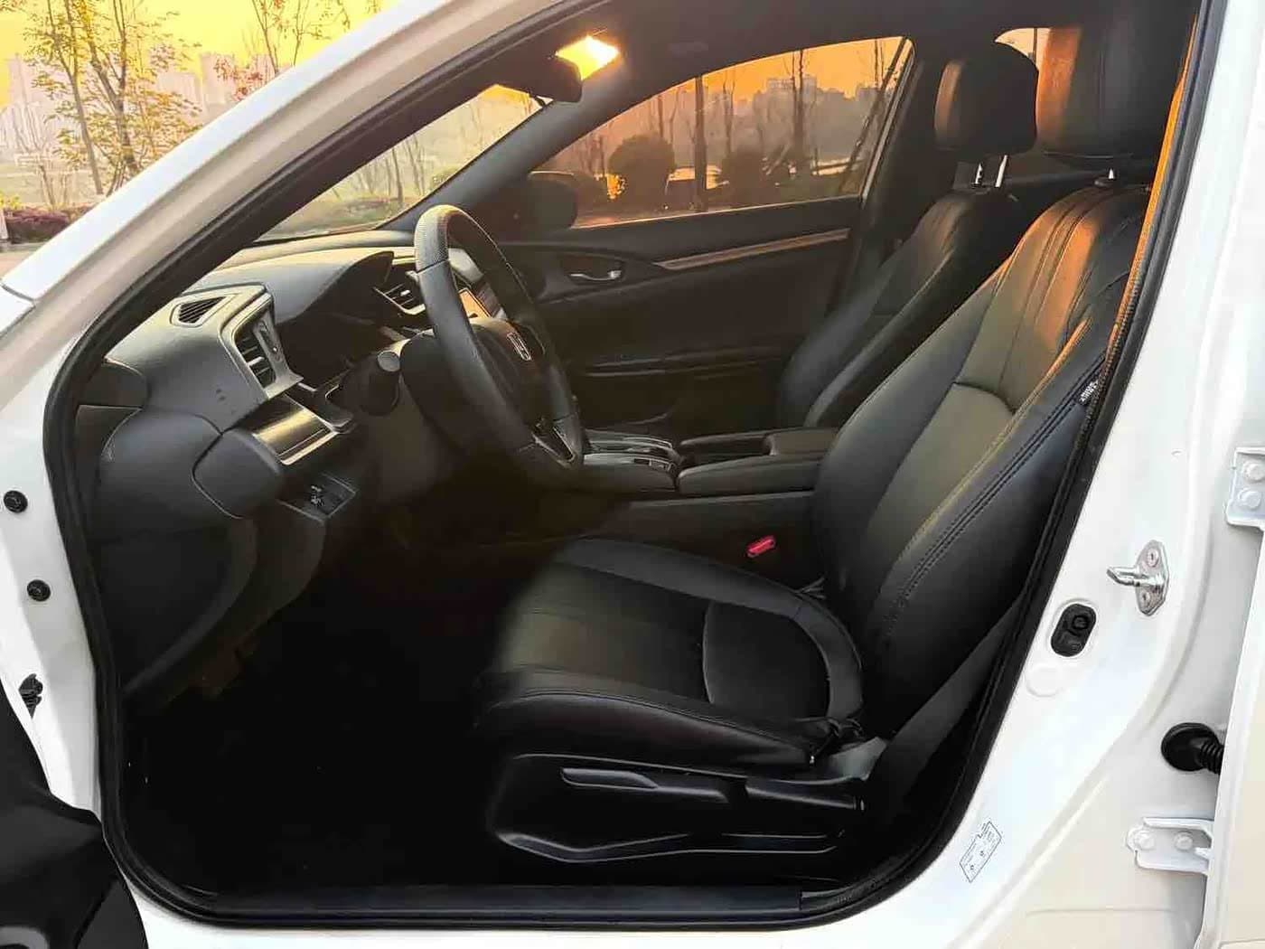 2020 Honda Civic White, 28,000 km, China export – photo 5