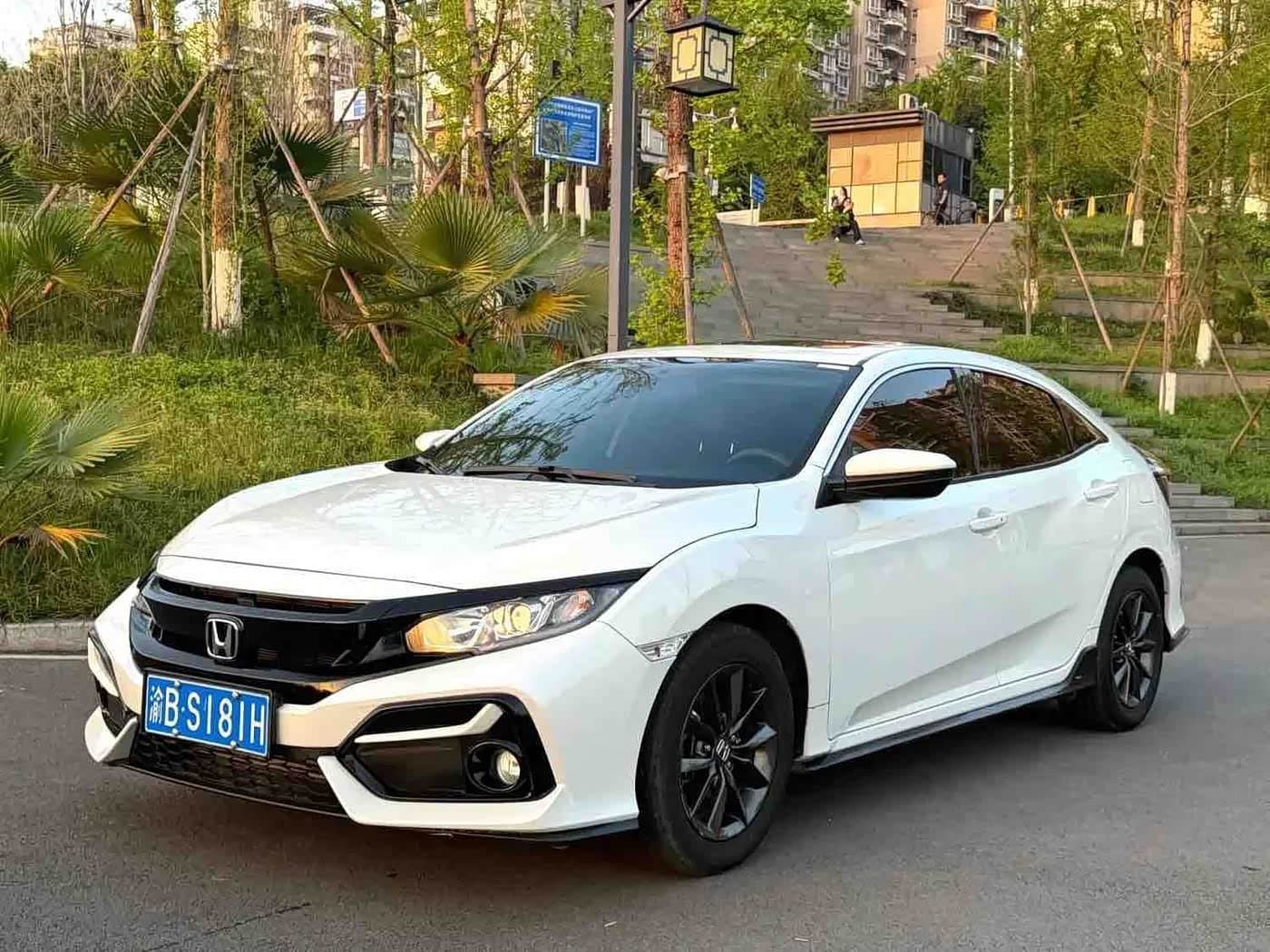 2020 Honda Civic White, 28,000 km, China export – photo 1