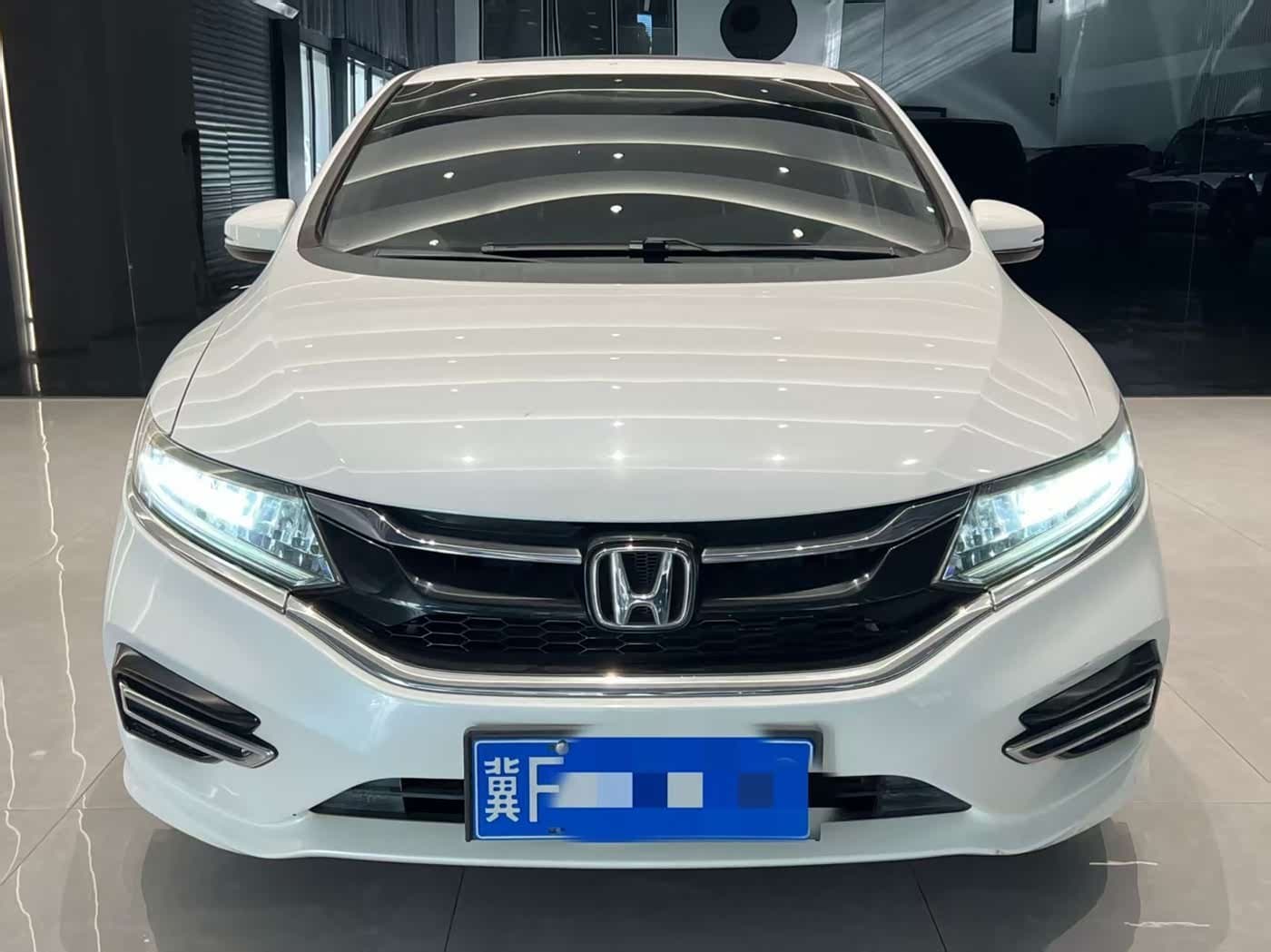 2019 Honda Jade White, 59,000 km, China export – photo 2