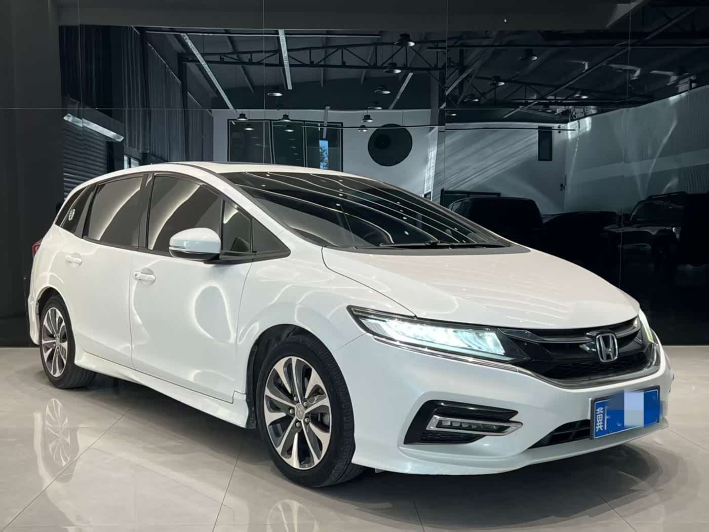 2019 Honda Jade White, 59,000 km, China export – photo 3