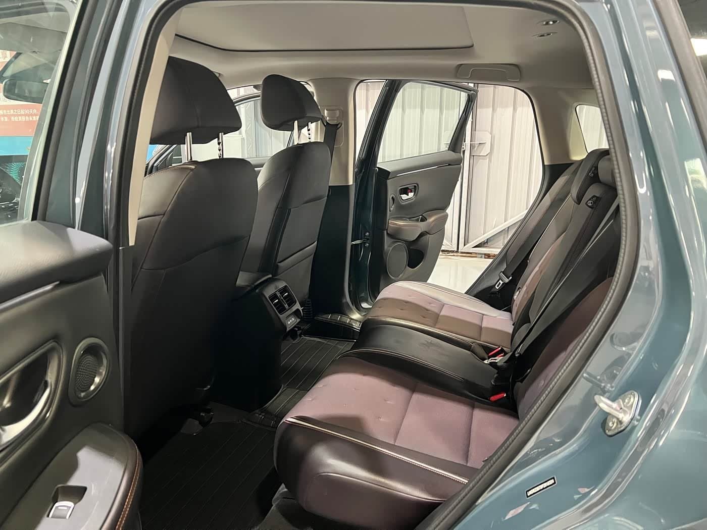 2023 Honda ZR-V 银灰色, 50,000 km, China export – photo 6