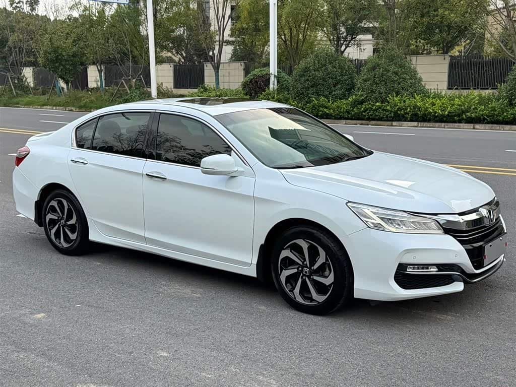 2016 Honda Accord White, 49,000 km, China export – photo 4