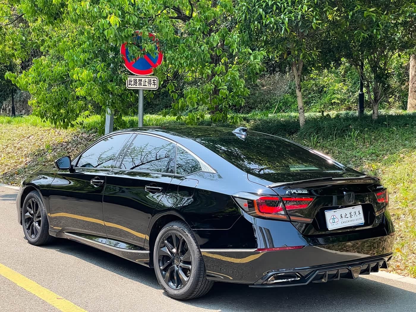 2020 Honda Accord Black, 75,000 km, China export – photo 3