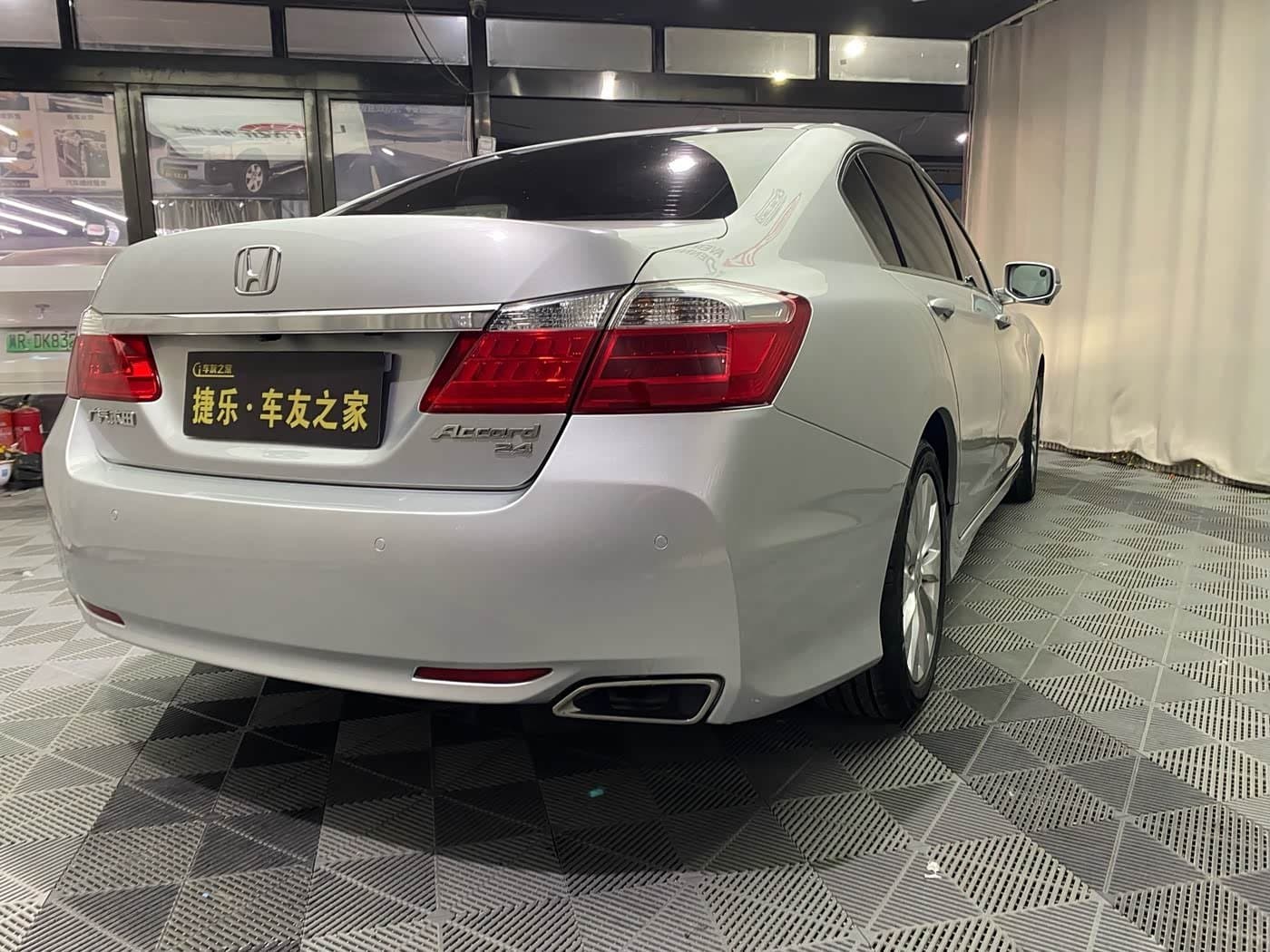 2013 Honda Accord 银灰色, 90,000 km, China export – photo 7