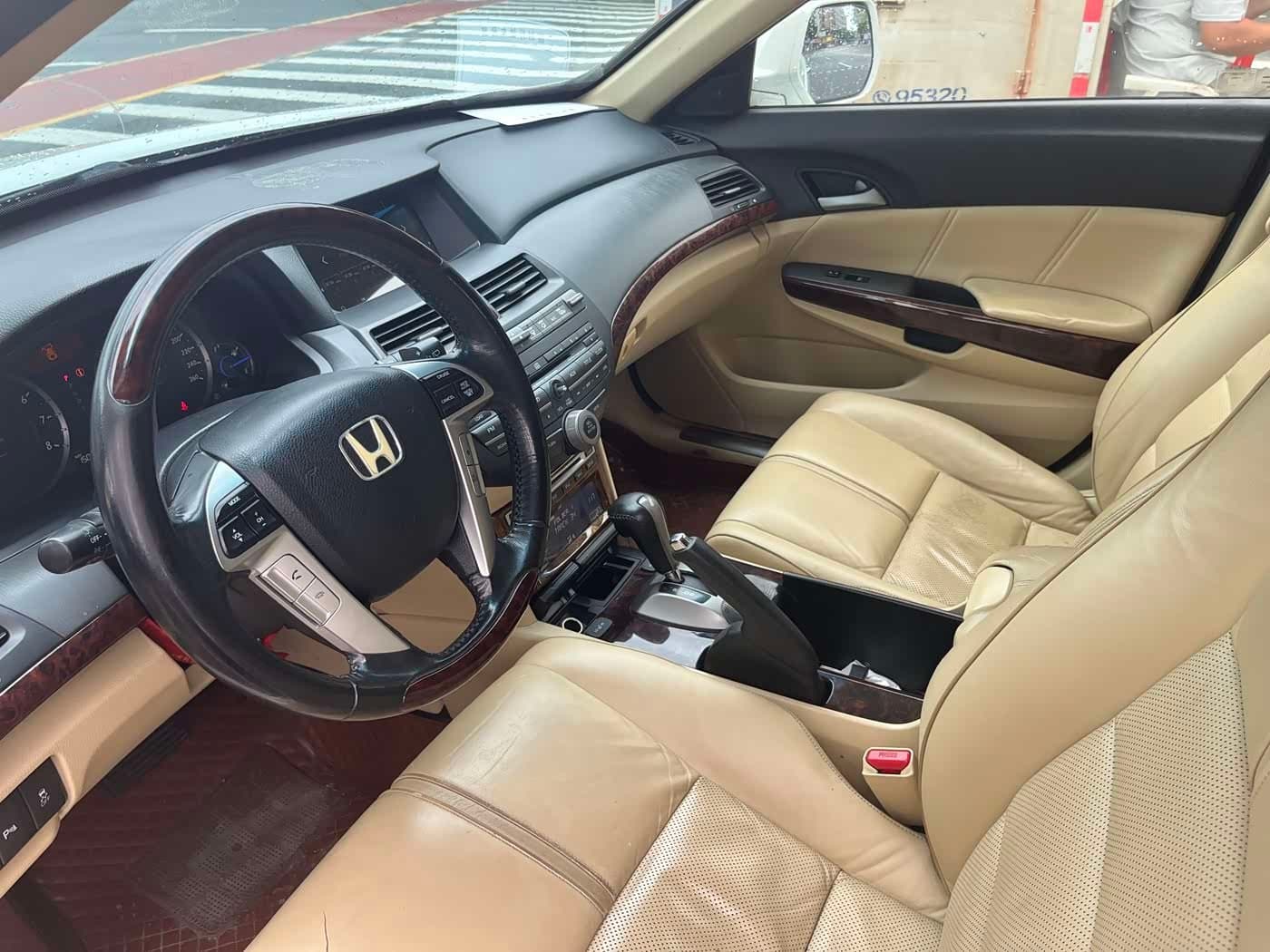 2012 Honda Crosstour White, 150,000 km, China export – photo 7