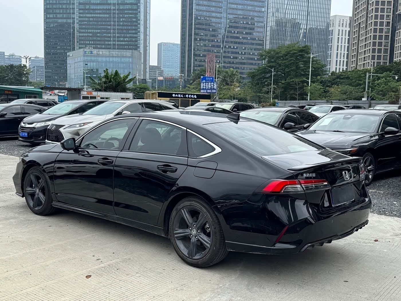 2023 Honda Inspire Black, 10,000 km, China export – photo 2
