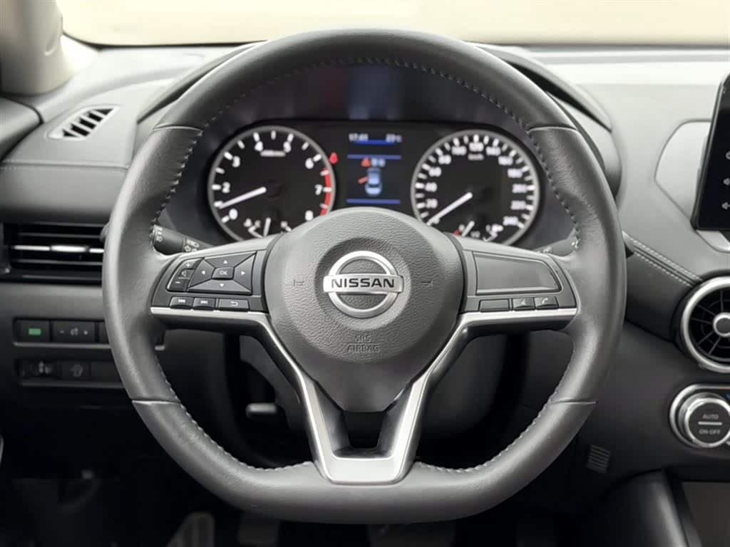 2020 Nissan Sylphy White, 71,800 km, China export – photo 7