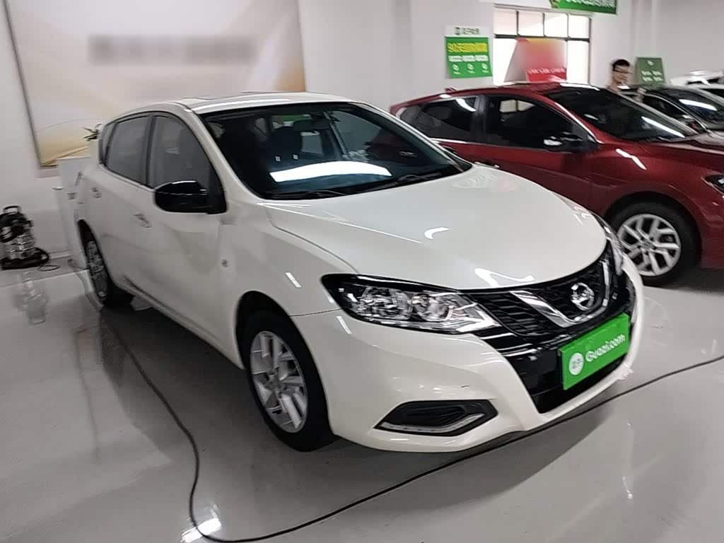 2020 Nissan Tiida White, 15,800 km, China export – photo 4