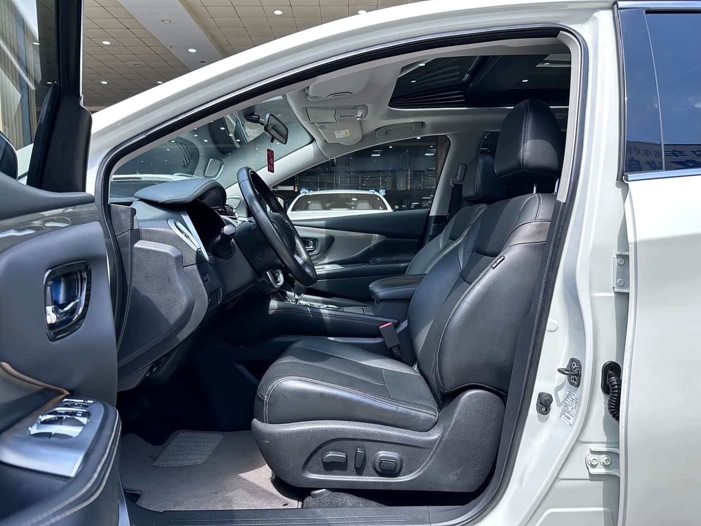 2015 Nissan Murano White, 95,000 km, China export – photo 2