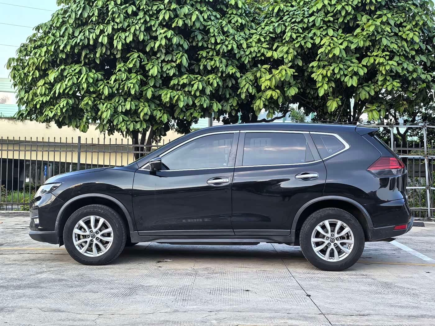 2019 Nissan X-Trail Black, 53,000 km, China export – photo 7