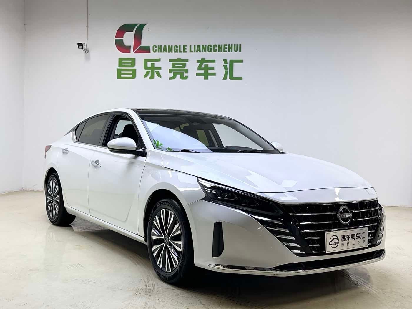 2022 Nissan Teana White, 40,000 km, China export – photo 2