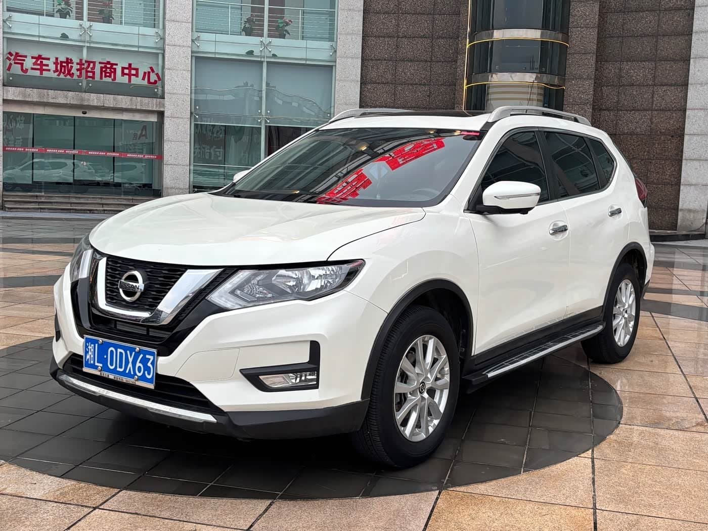 2020 Nissan X-Trail White, 49,000 km, China export – photo 1